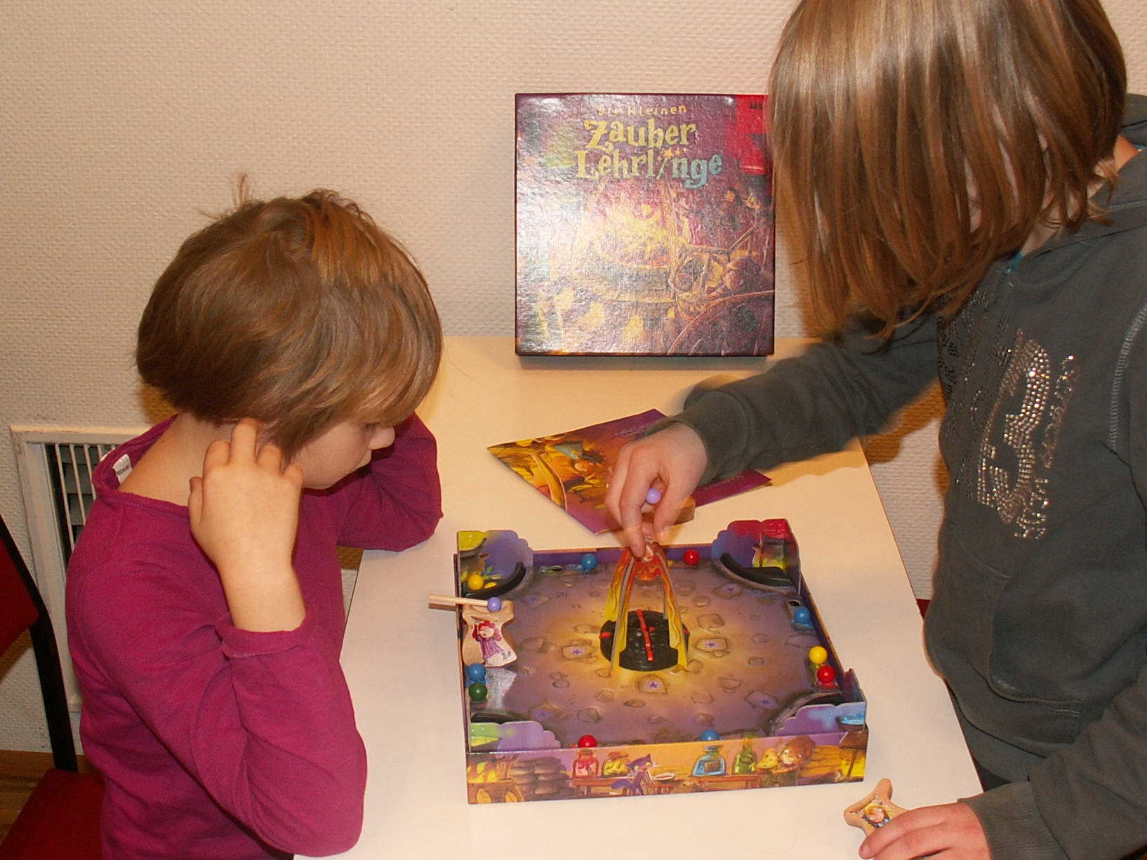 Gleich ist es geschafft bei "Die kleinen Zauberlehrlinge" von Drei Magier Spiele