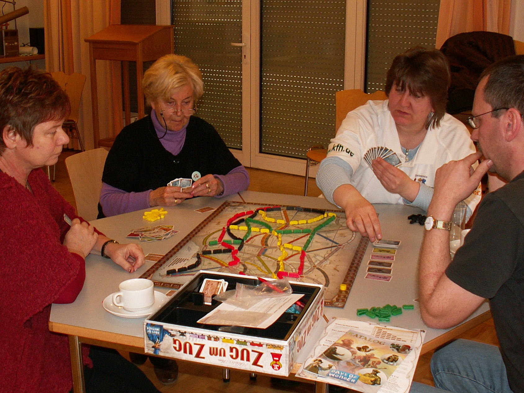 Spielrunde mit Moni, Edelgard, Silvia und Holger