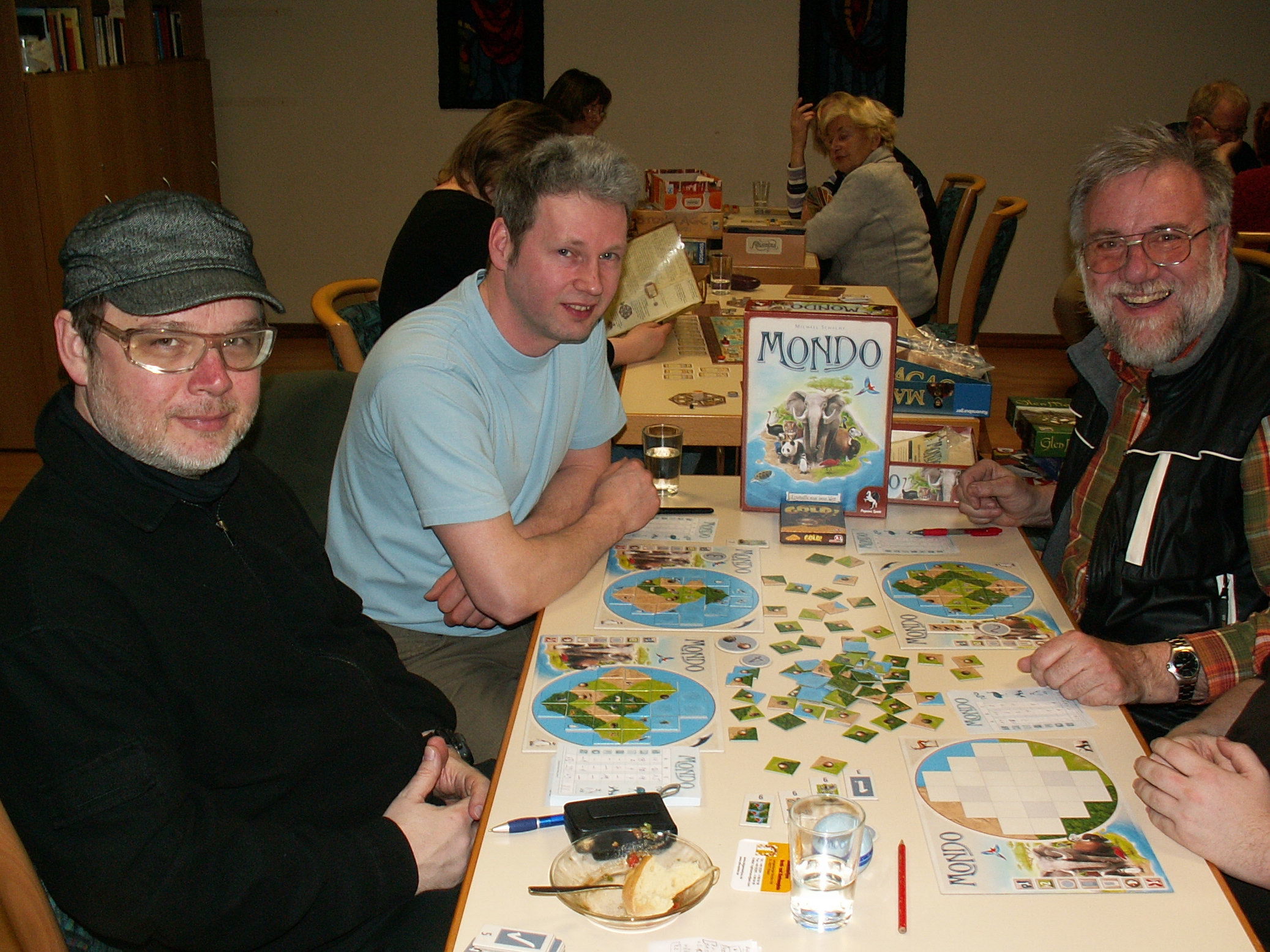 Spielerunde bei den Hiespielchen mit "Mondo"