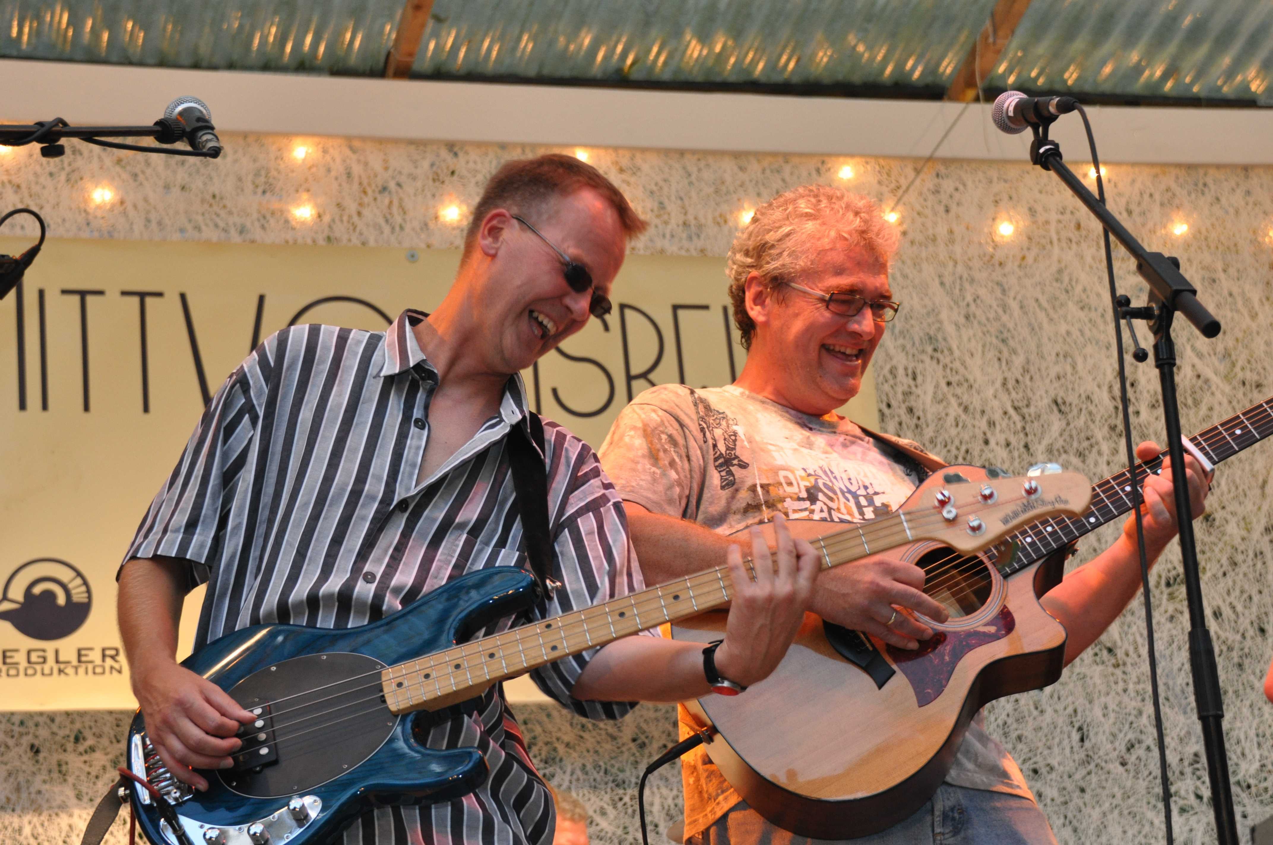 Foto von Andreas Steffen: "TUBERCULUCAS reloaded" - "OLDIE NIGHT 2011" in der Freilichtbühne ein voller Erfolg !