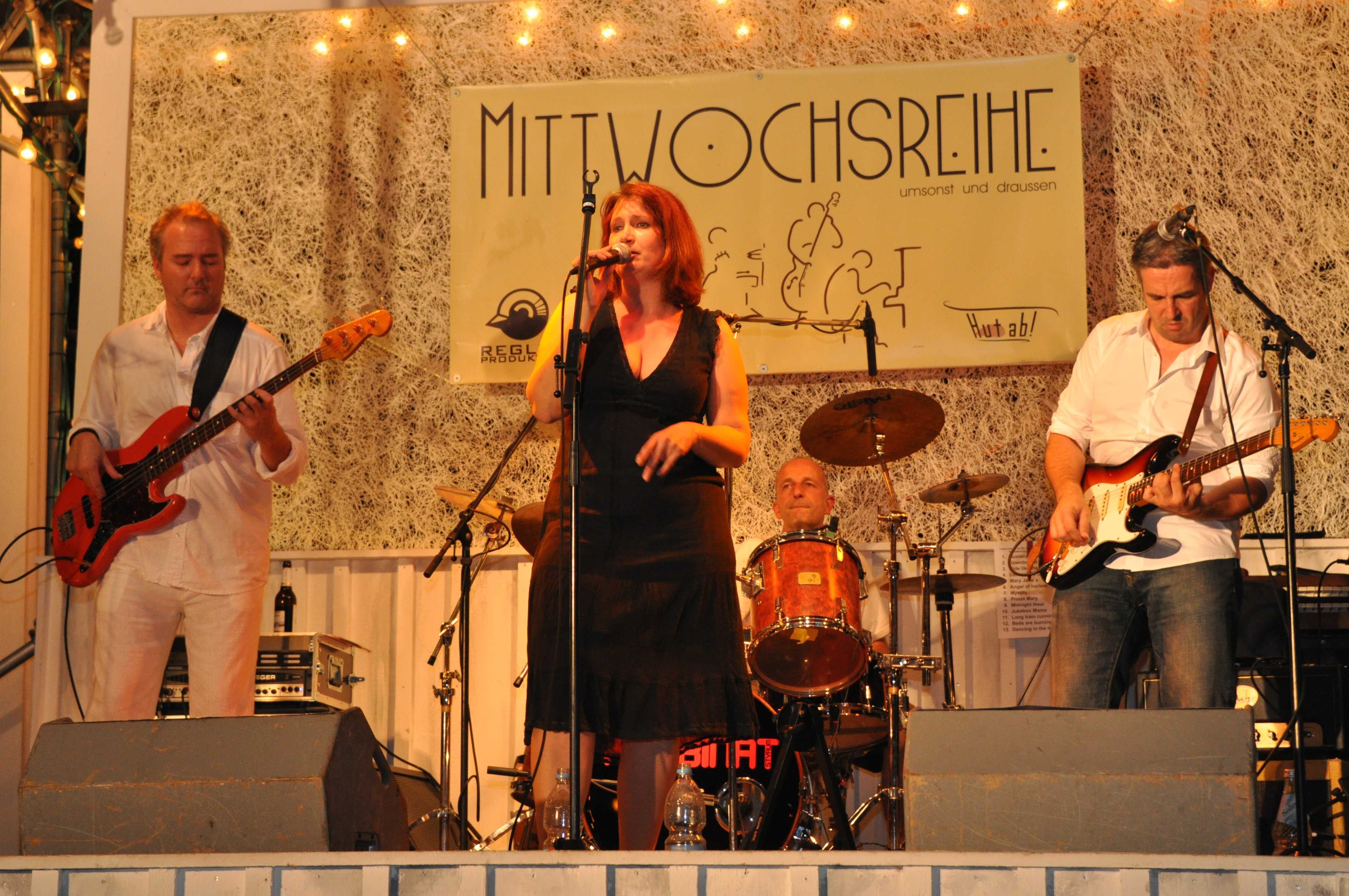 Foto von Andreas Steffen: "NOTOWN" - "OLDIE NIGHT 2011" in der Freilichtbühne ein voller Erfolg !