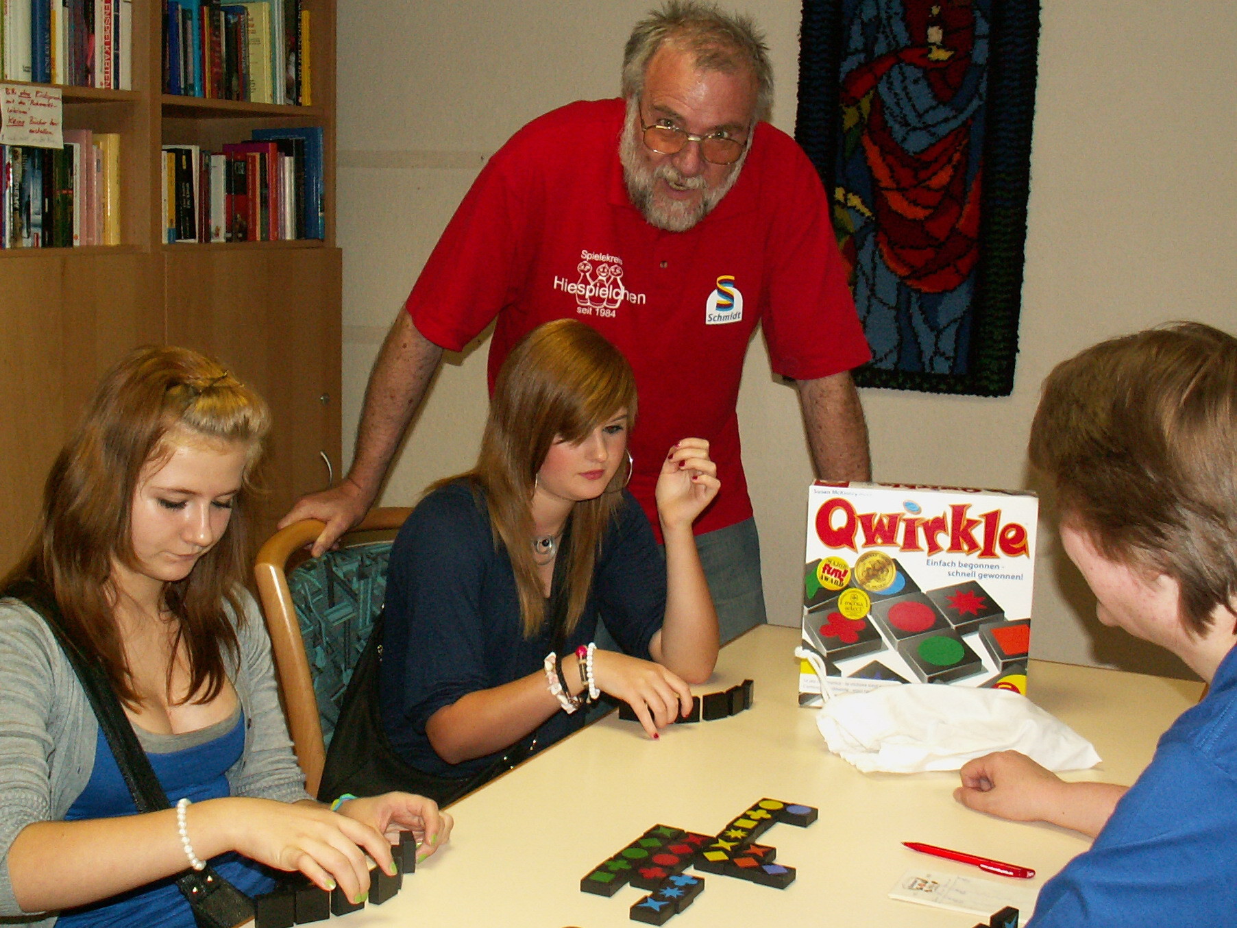 Friedel erklärt "Qwirkle", das Spiel des Jahres 2011 von Schmidt Spiele.