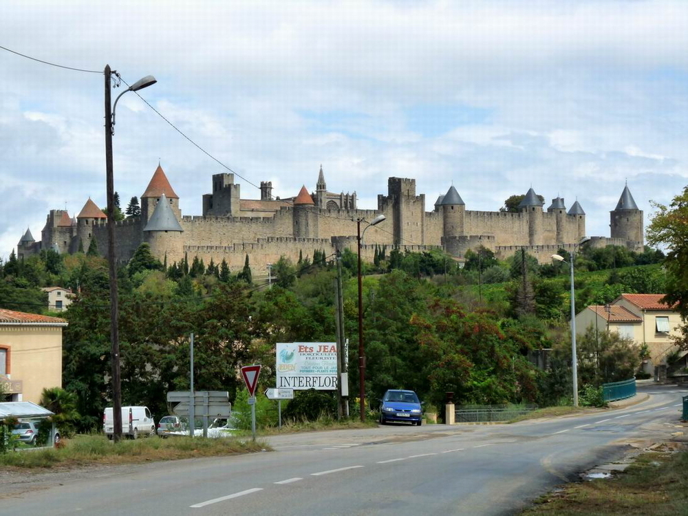 Ein Blick auf die Burg von Carcassonne, die Autor Klaus-Jürgen Wrede zu seinem 2001 zum Spiel des Jahres gewähltes Legespiel inspirierte.