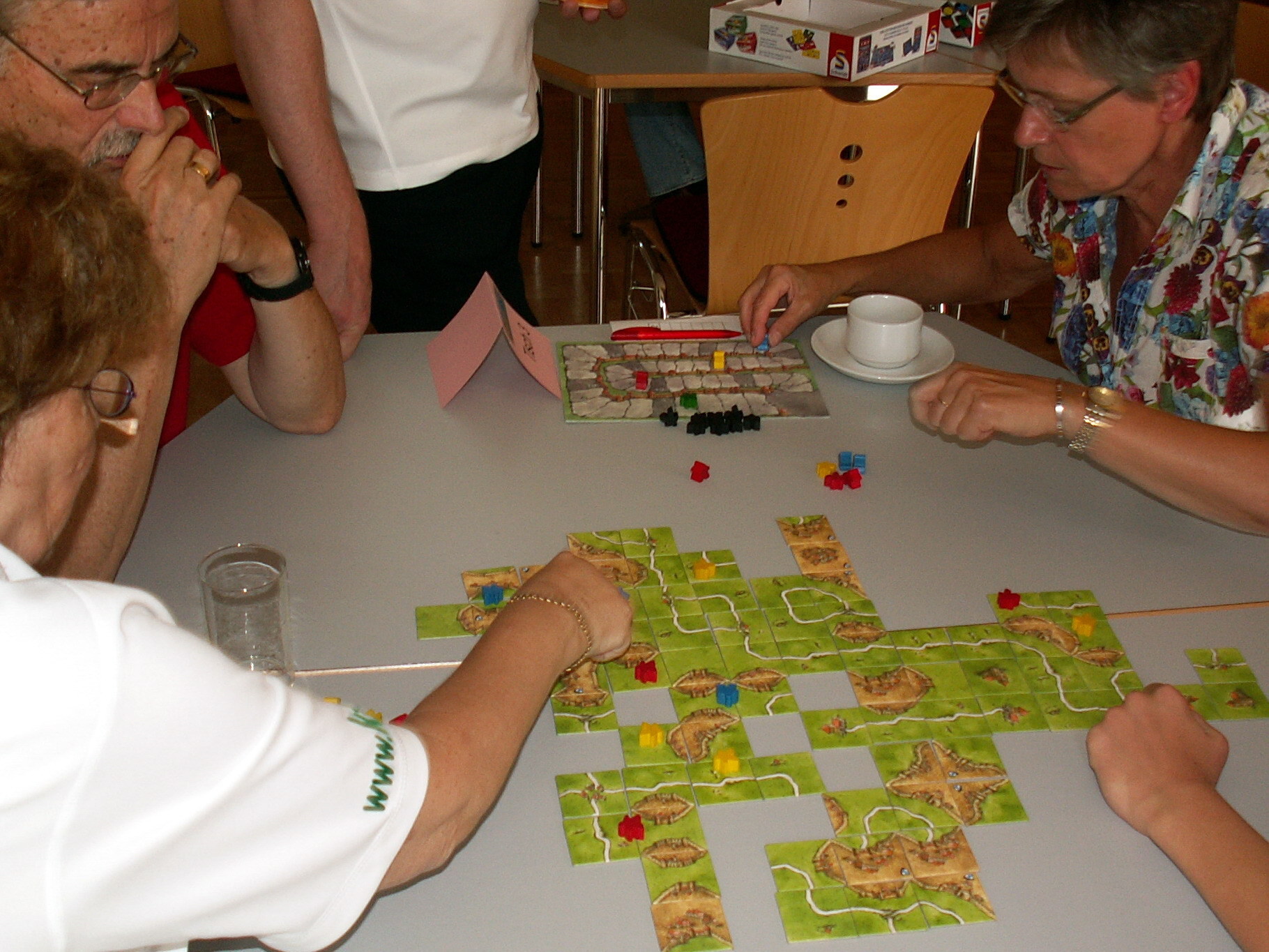 Elke am Zug in der Vorrunde mit Jochen und Kristiane.