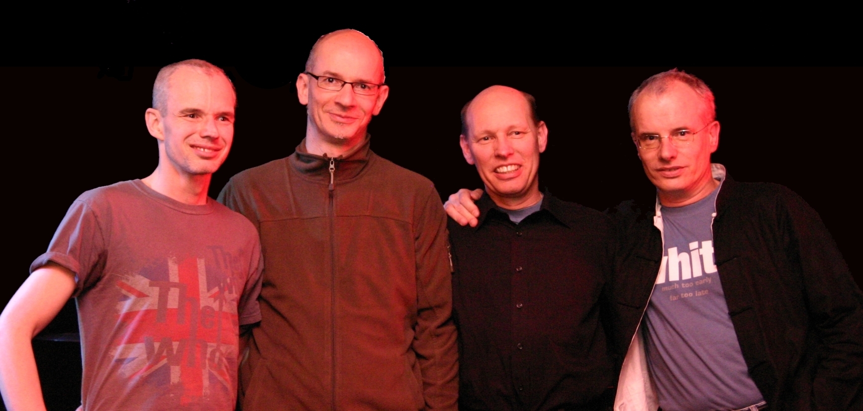 Den Abend eröffnet die bekannte Wittener Band „White“ um 19 Uhr, und zwar erstmals mit einem kompletten Unplugged-Programm.