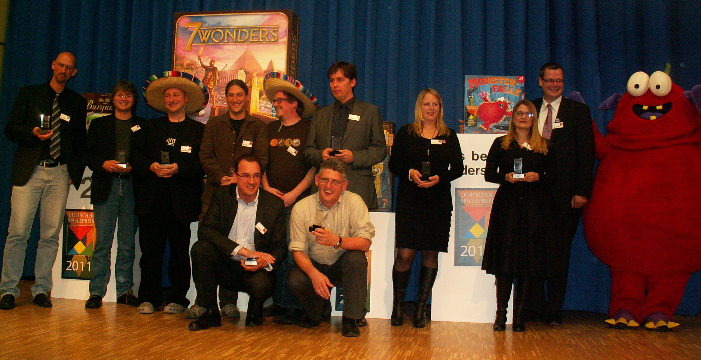 Die Preisträger bei der Verleihung des Deutschen Spielepreises 2011 auf der SPIEL'11 in Essen.