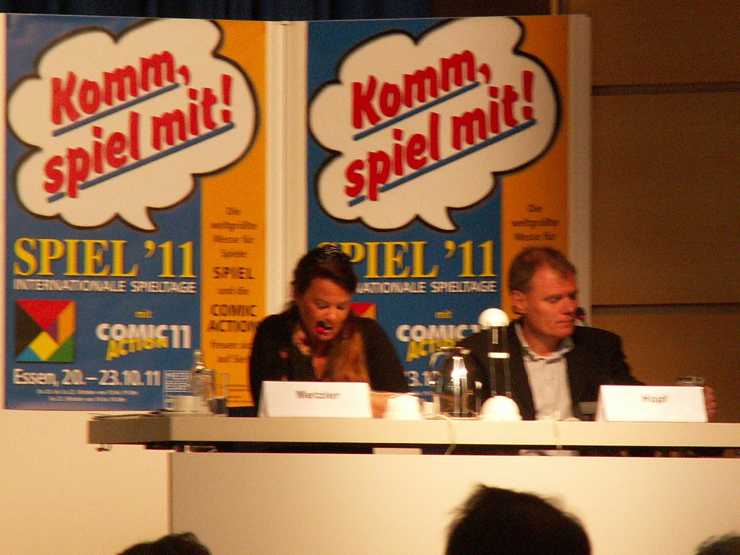 Pressekonferenz auf der SPIEL'11 mit Dominique Metzler und Michael Hopf.