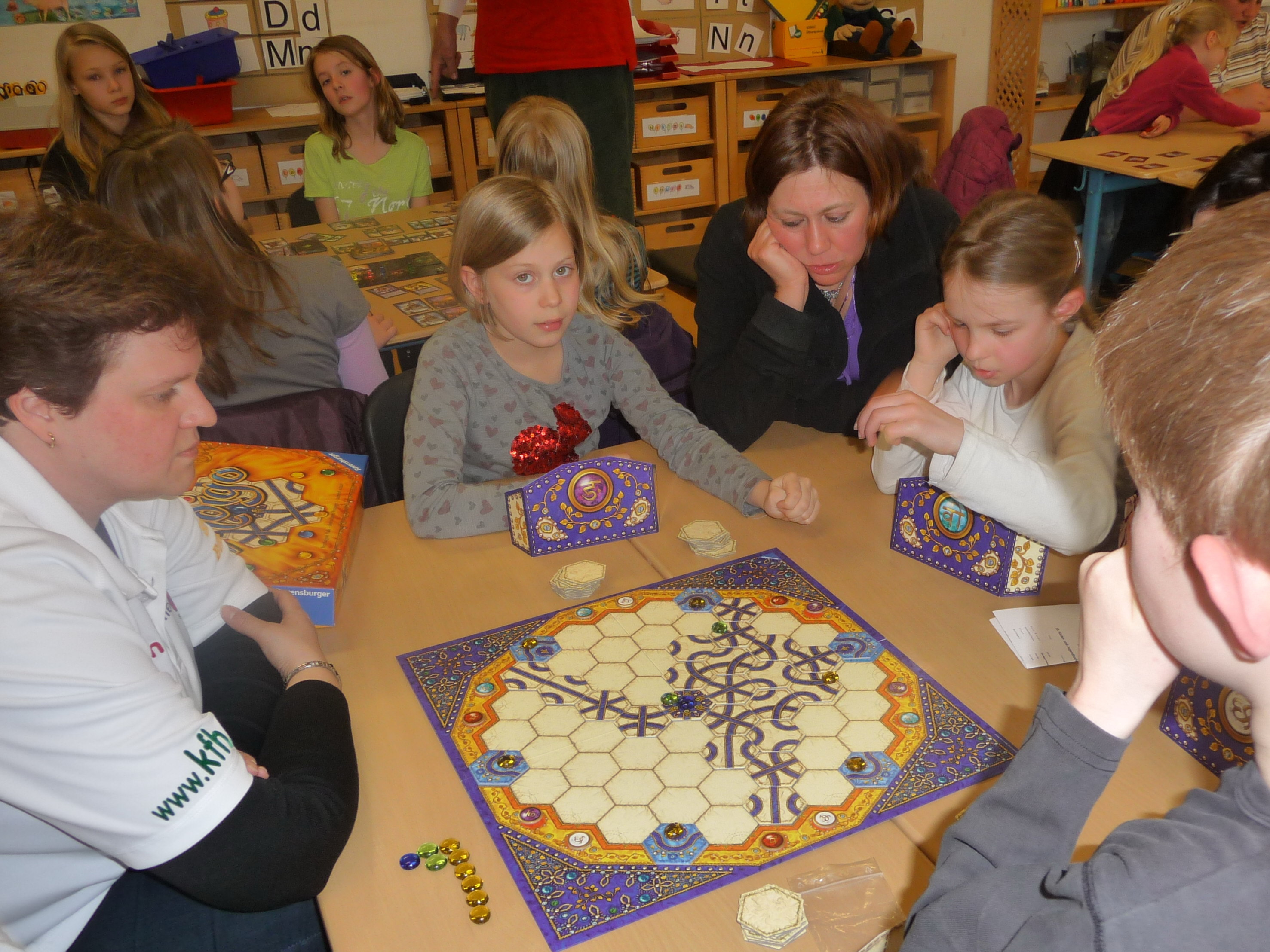 Langsam sieht man, wohin die Wege führen bei "Indigo" Ravensburger.
