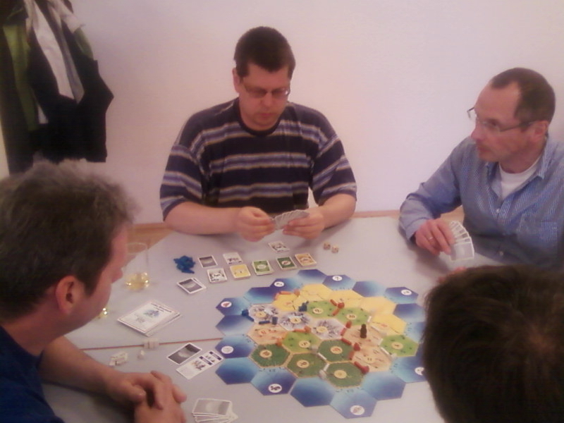 Spielrunde mit Raimund, Frank und Klaus.