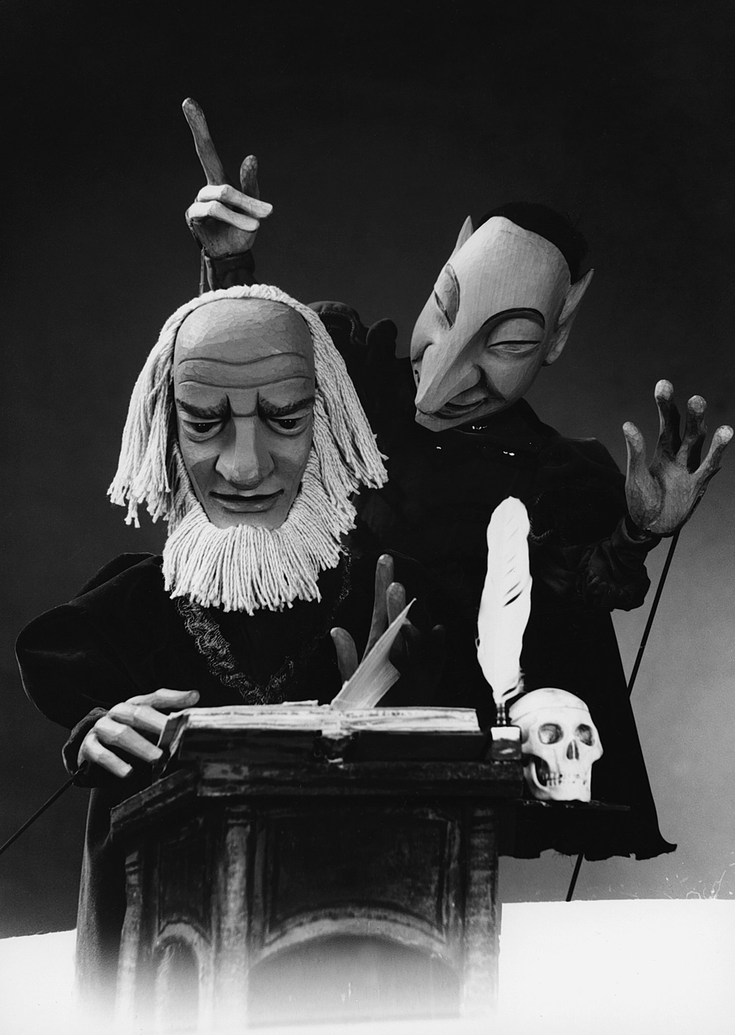 Dr. Johannes Faust nach Christopher Marlowe Hohenloher Figurentheater