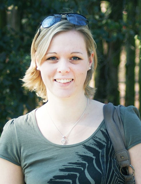 Literatur Hotel Preisträgerin Nr. 2 Kerstin Schütze gewann mit "Mord in dinslaken Mitte".