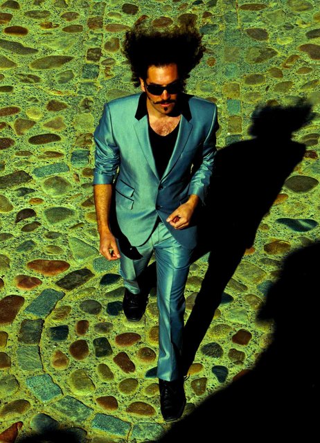 Daniel Puente Encina präsentiert sein neues Album "Chocolate con Ají" (Schokolade mit Chili) www.danielpuenteencina.com Foto: Promo