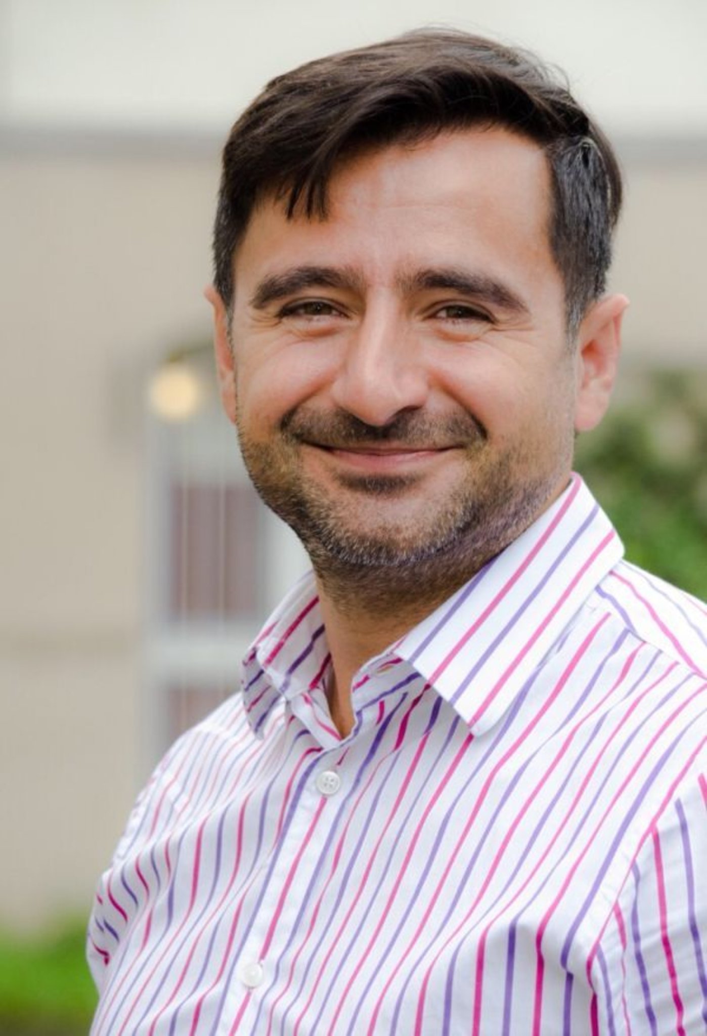 Nehir Basaran gibt Antworten auf Fragen zum Islam