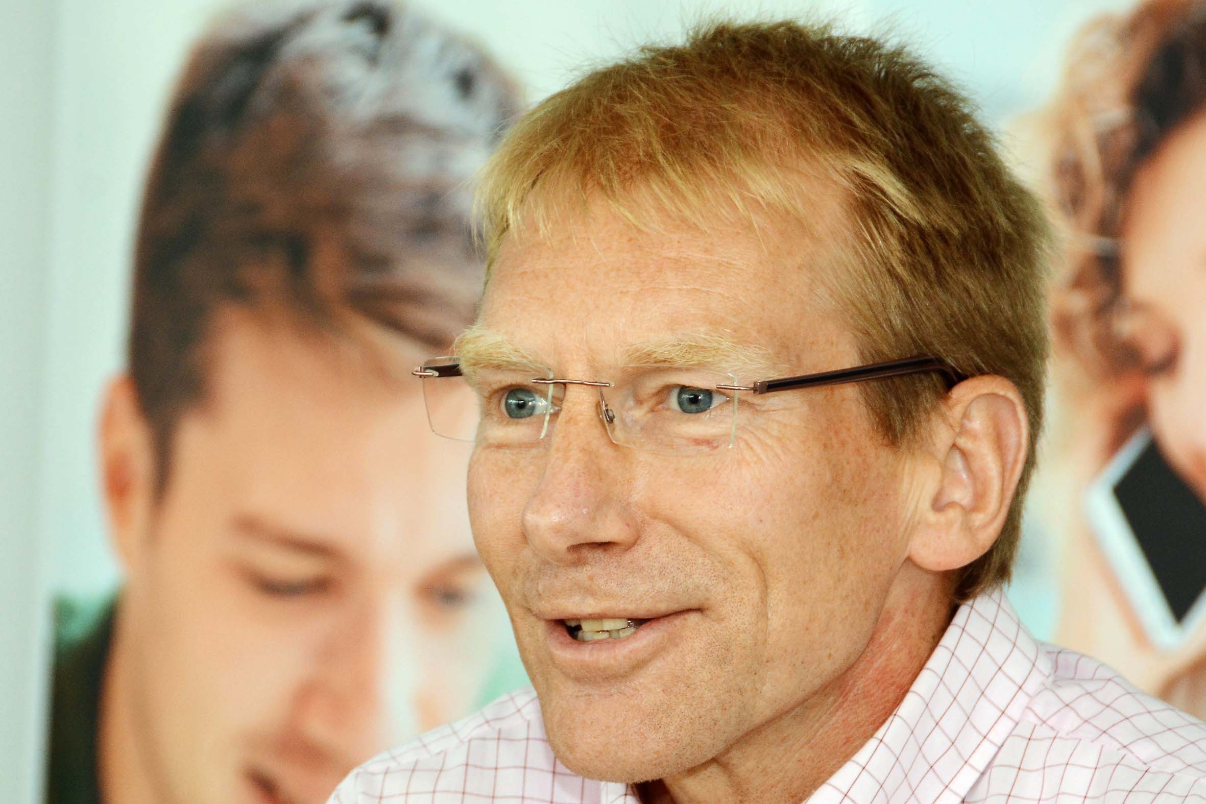 "Mr. Triathlon" kann strahlen: Von Anfang an - seit 15 Jahren nun - ist der Brechtener Udo Antoniewicz Orga-Leiter des PSD-Bank Triathlons. Und 2017 winkt nun der lang angestrebte neue Austragungsort Phoenix-See.
