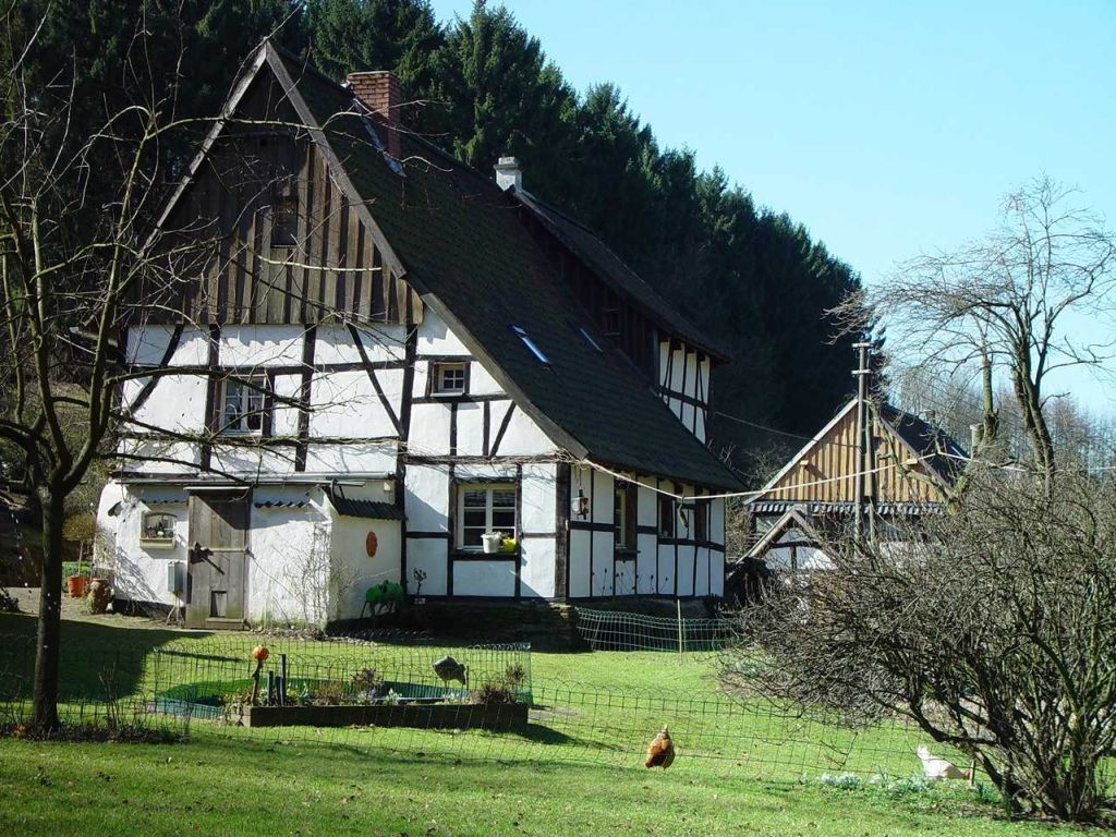 Das Fachwerkensemble „Am Gellenkothen 10“ in Heiligenhaus kann besucht werden.