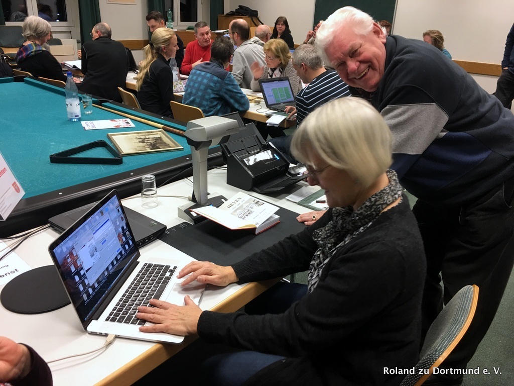 Spaß und Freude bei der Digitalisierung von familiengeschichtlichen Dokumenten, Fotos und Büchern.