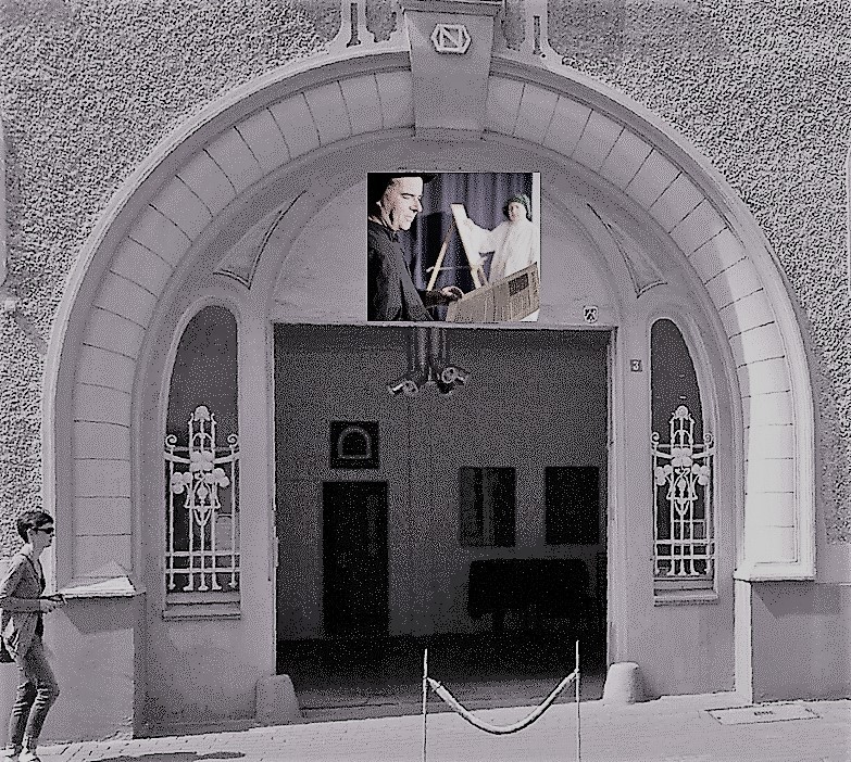 Portal des historischen Nedelmannhauses in der Ruhrstr. 3 in der Kunststadt Mülheim