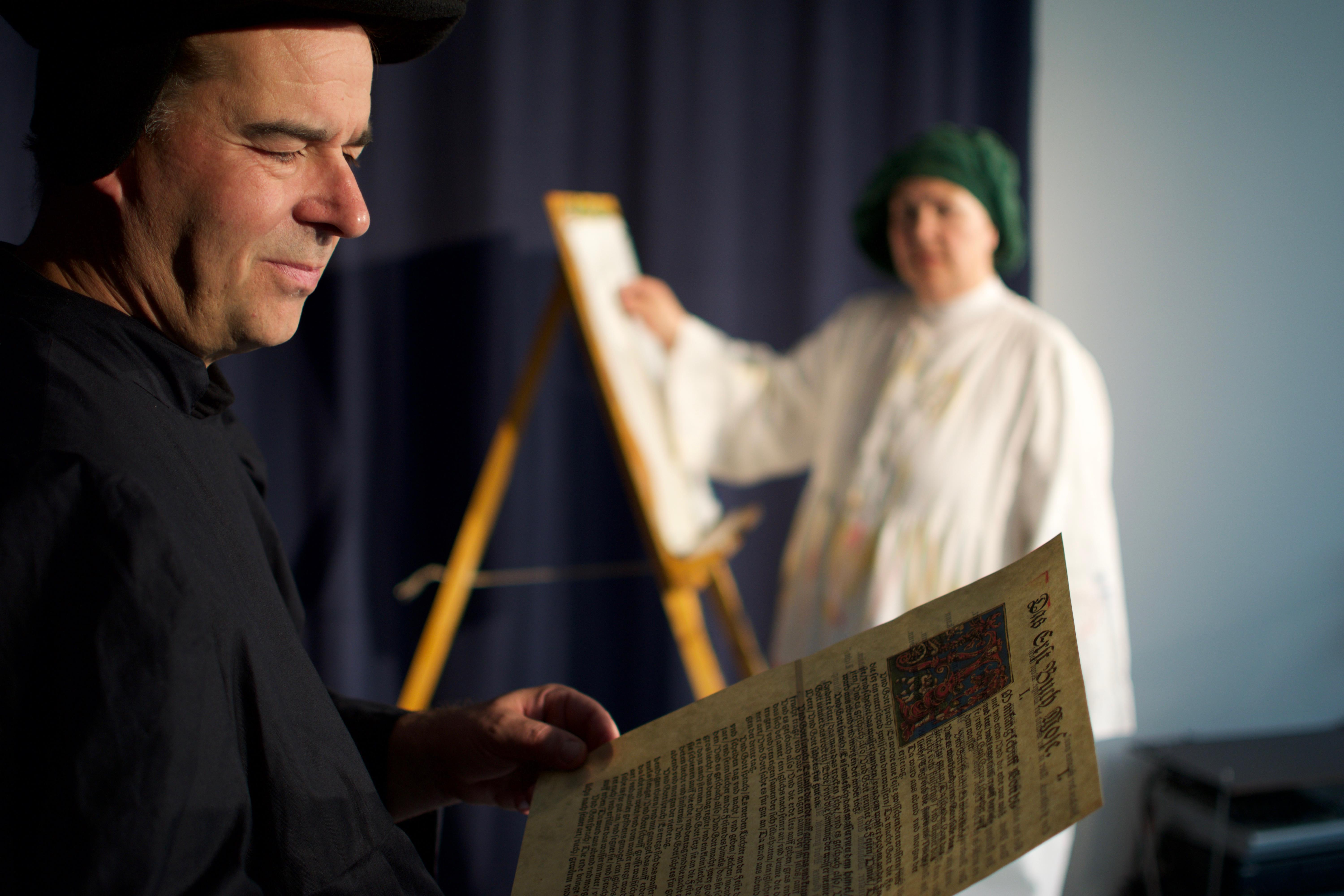Friederike und Oliver Nedelmann im Theaterstück "CRANACH MALT LUTHER"