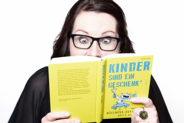 ComedyFachfrau Sabine Bode liest in der Stadtbücherei