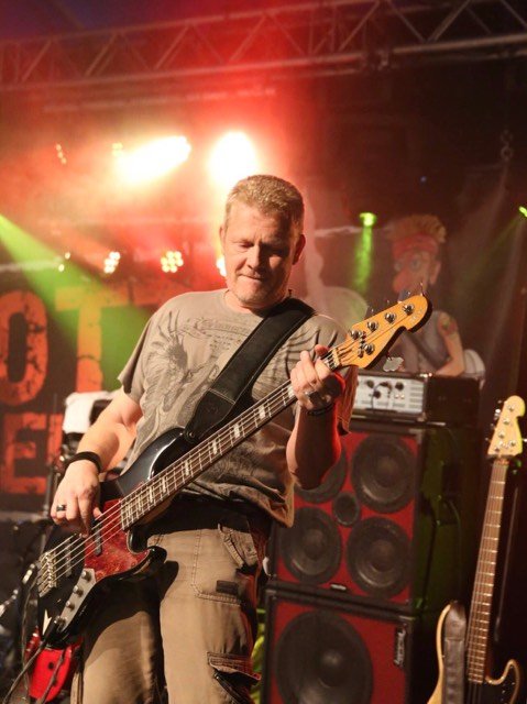Malle - Bass