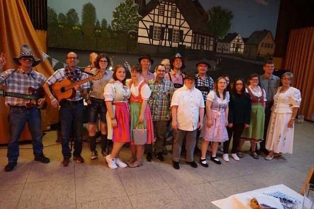 Oktoberfest-Outfit ist vielfach zu bestaunen..