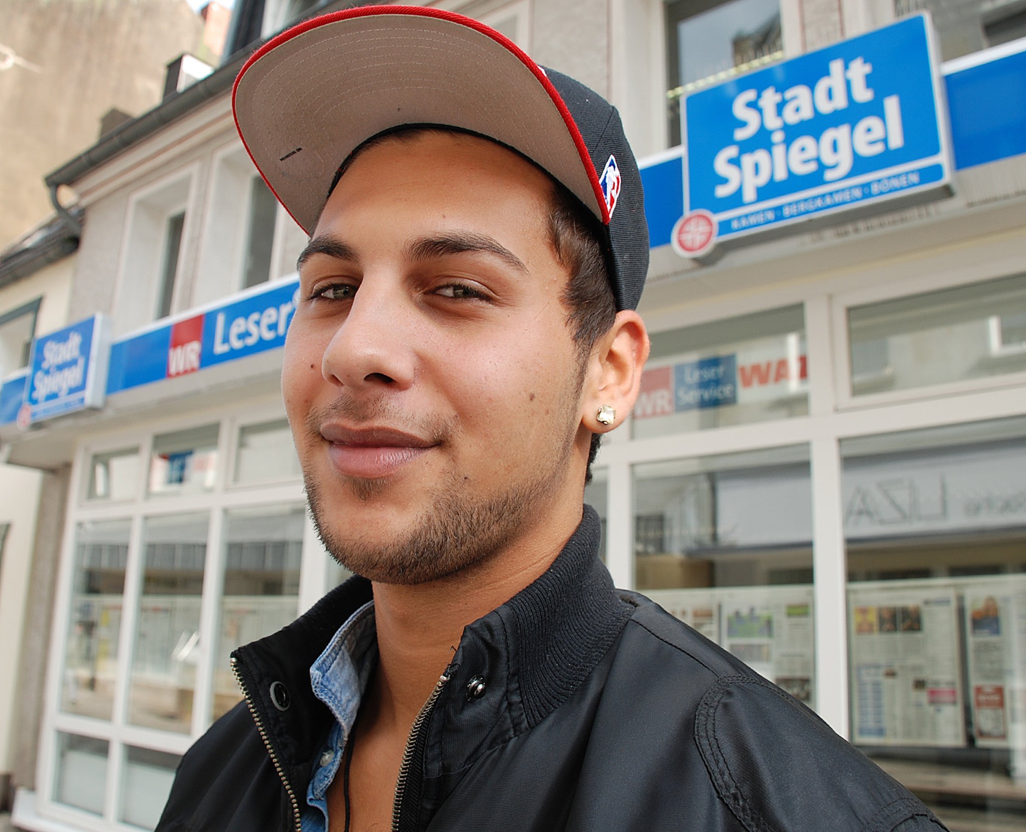 Wo hält sich XDiariesStar Alex wohl auf, wenn er nicht auf Malle ist