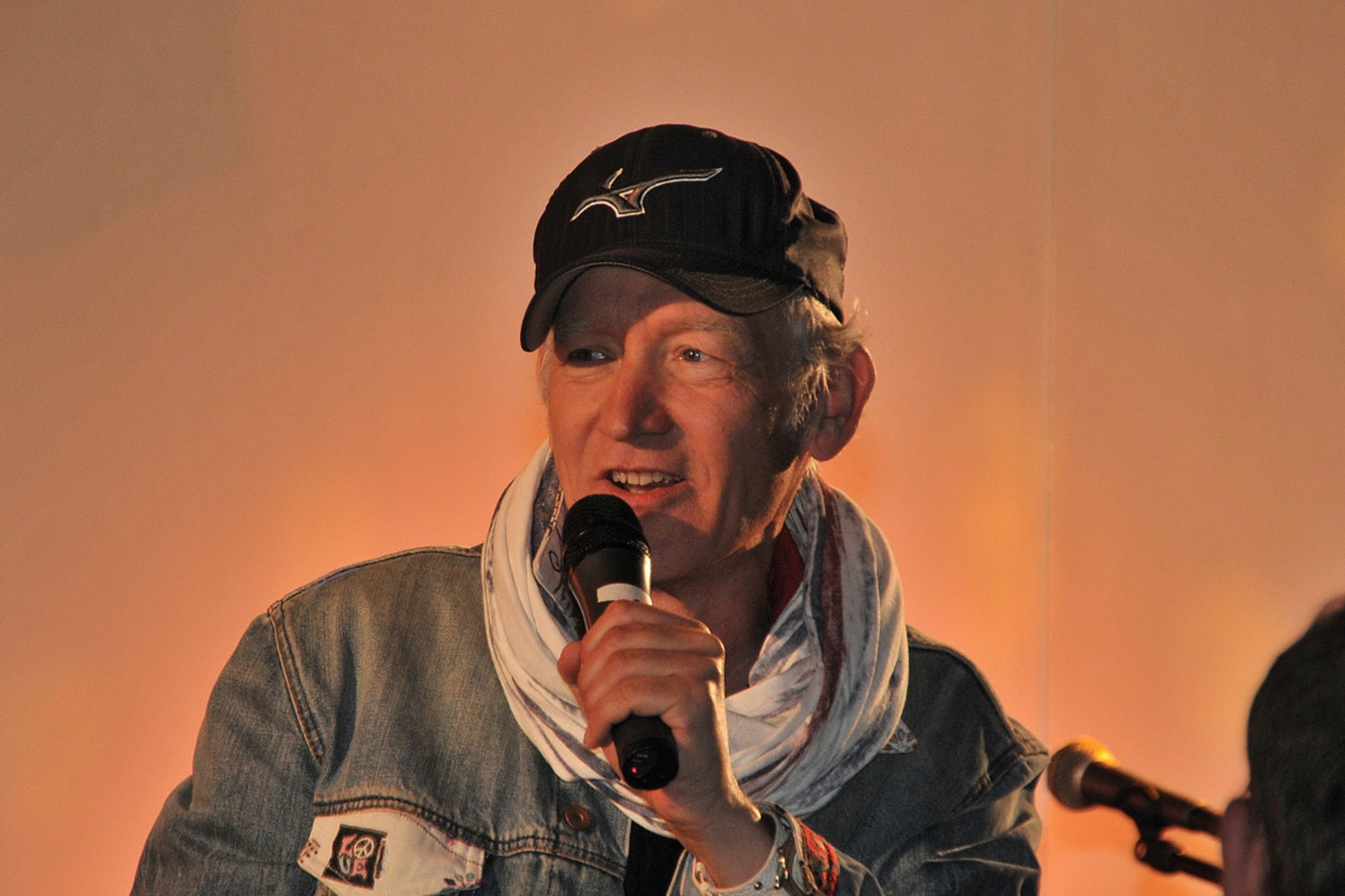 Da ging echt die Post ab. Sänger Gary Garrison vom Ohio Express bei uns