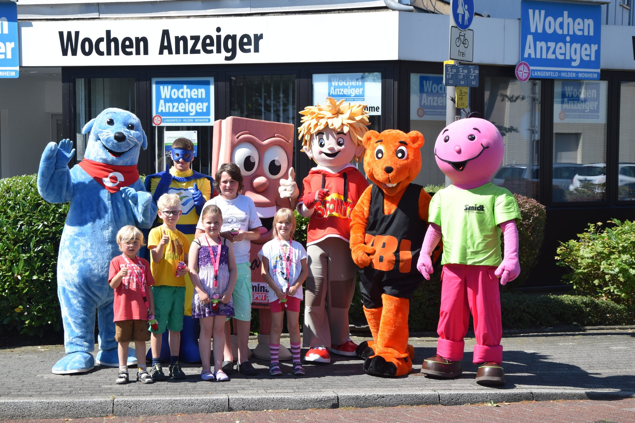 MaskottchenTreffen beim WochenAnzeiger