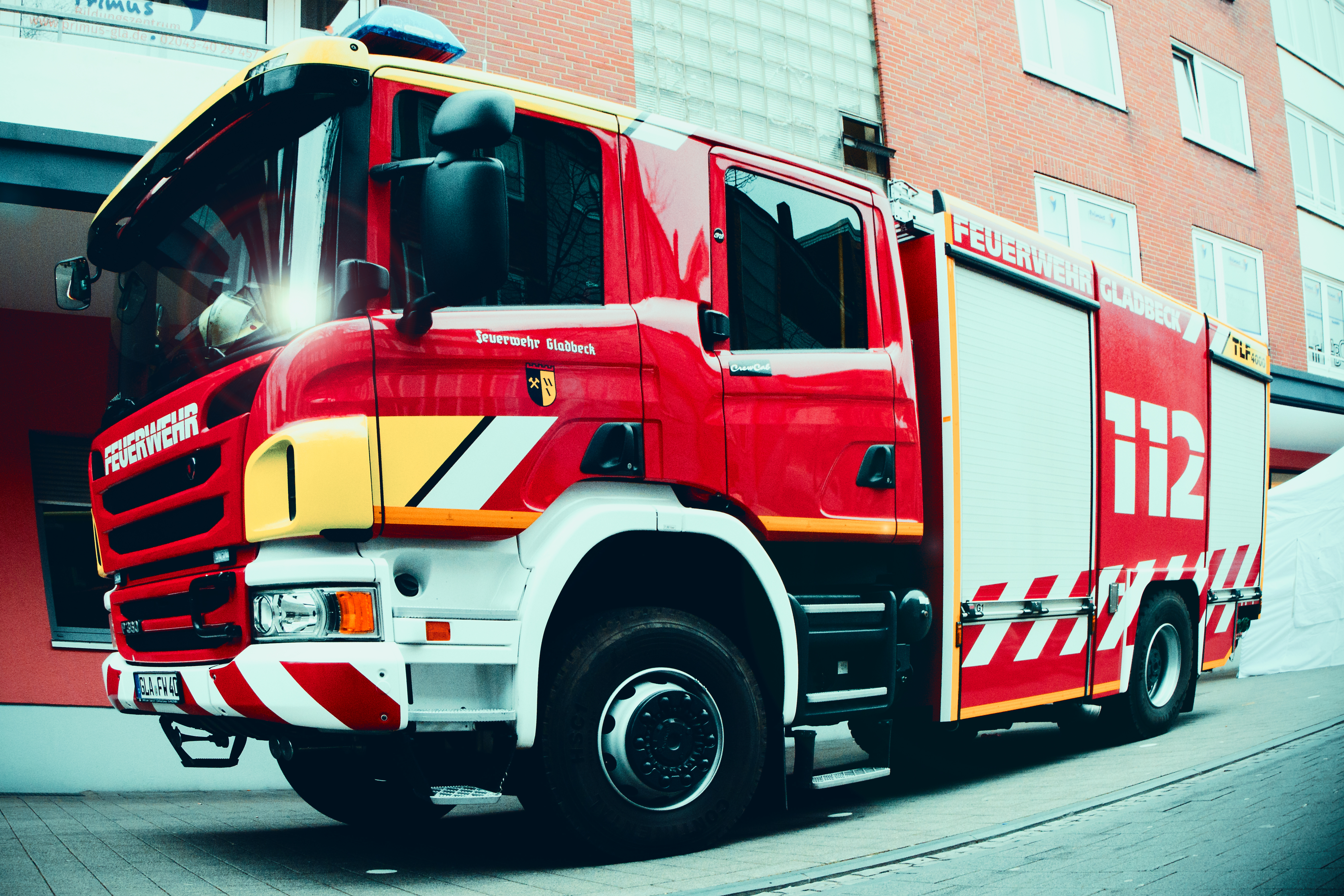 Die Gladbecker Feuerwehr präsentiert sich beim Ostermarkt.
