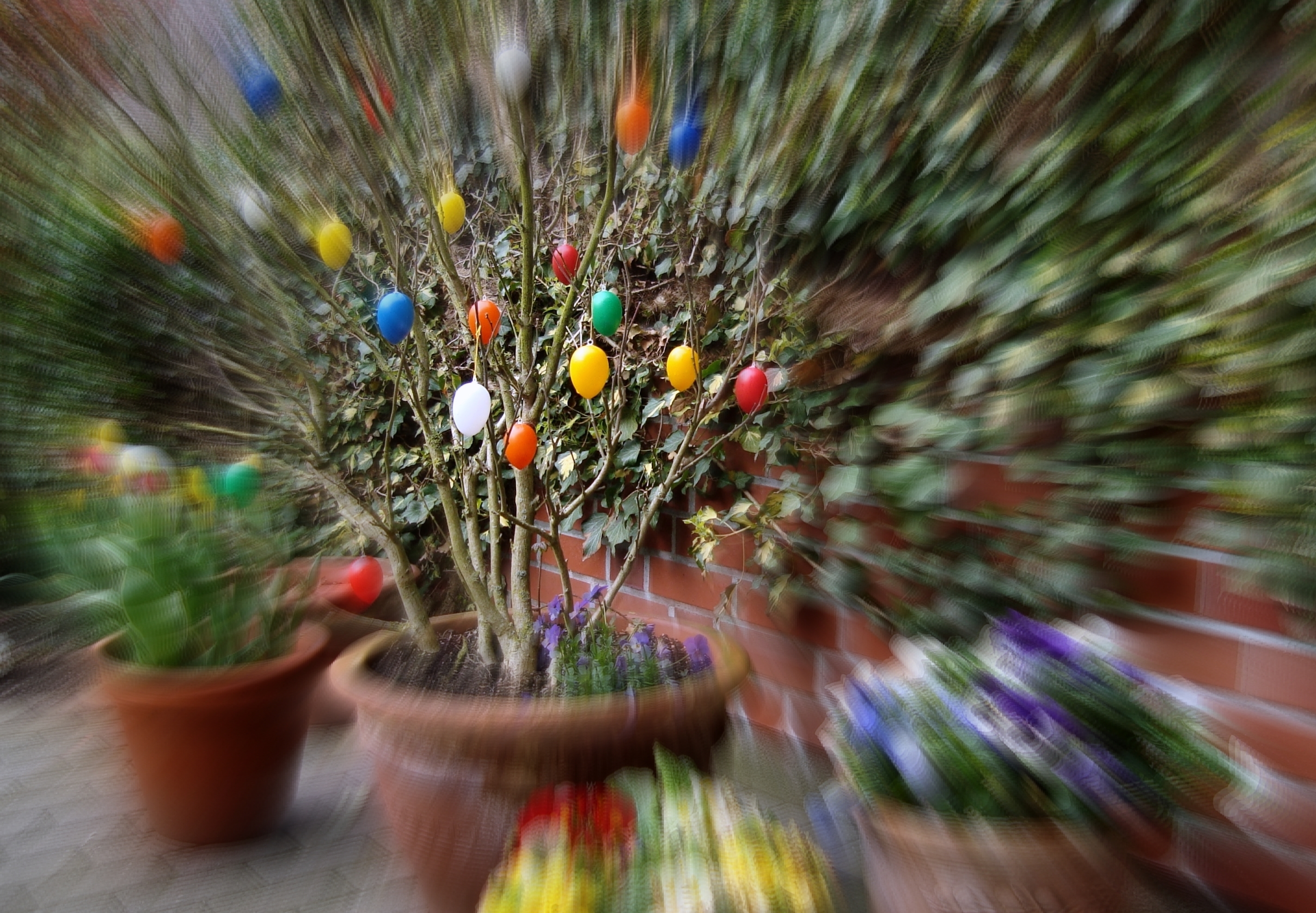Ich wünsche allen Lesern, Freunden und Bekannten aus dem LK ein frohes Osterfest und viele bunte Ostereier!