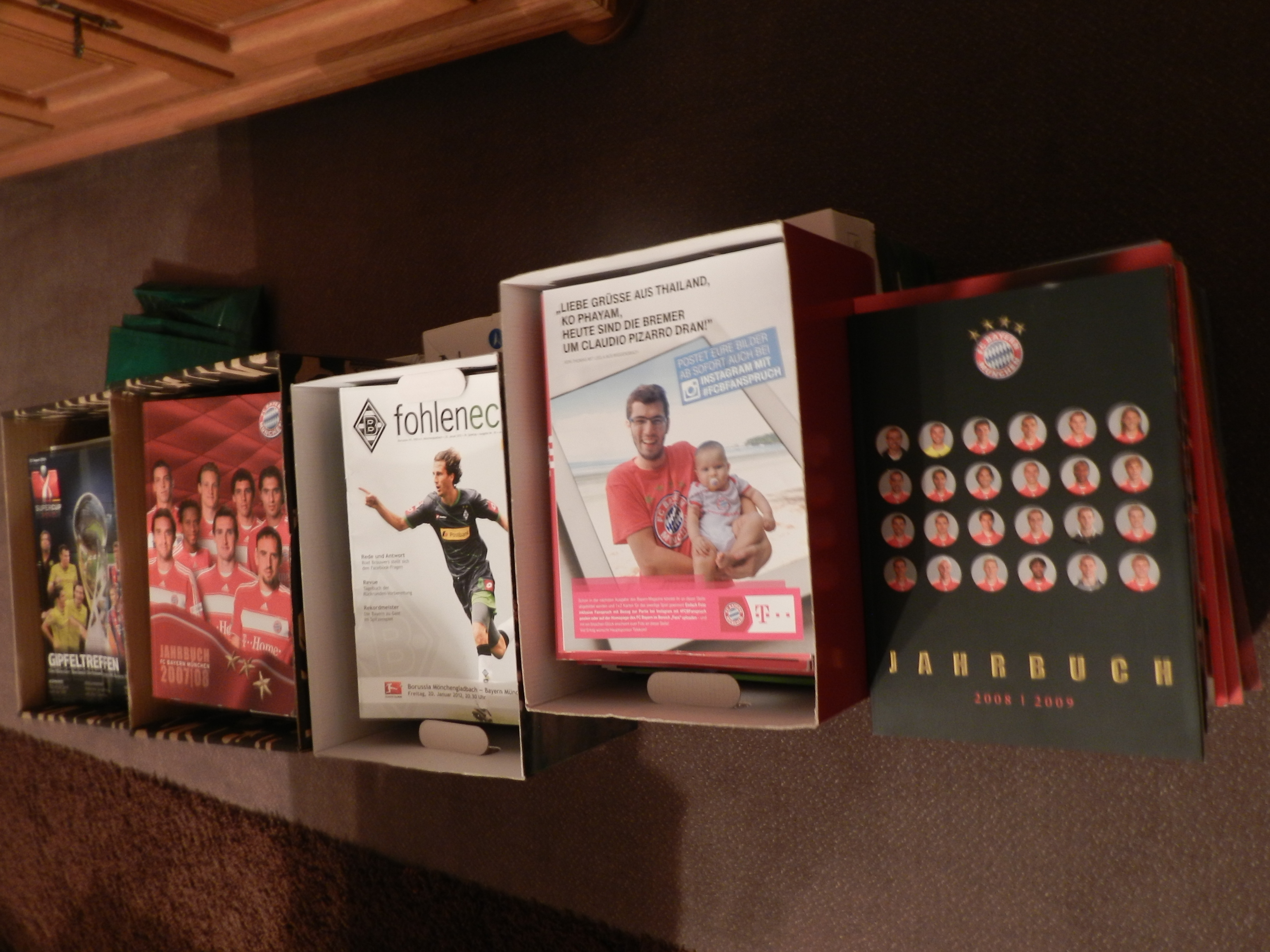 Wo sind die "Bayern-Fans"? Haben wir Interessenten in der Community? Mit lieben Grüßen eure "Hille Hü"