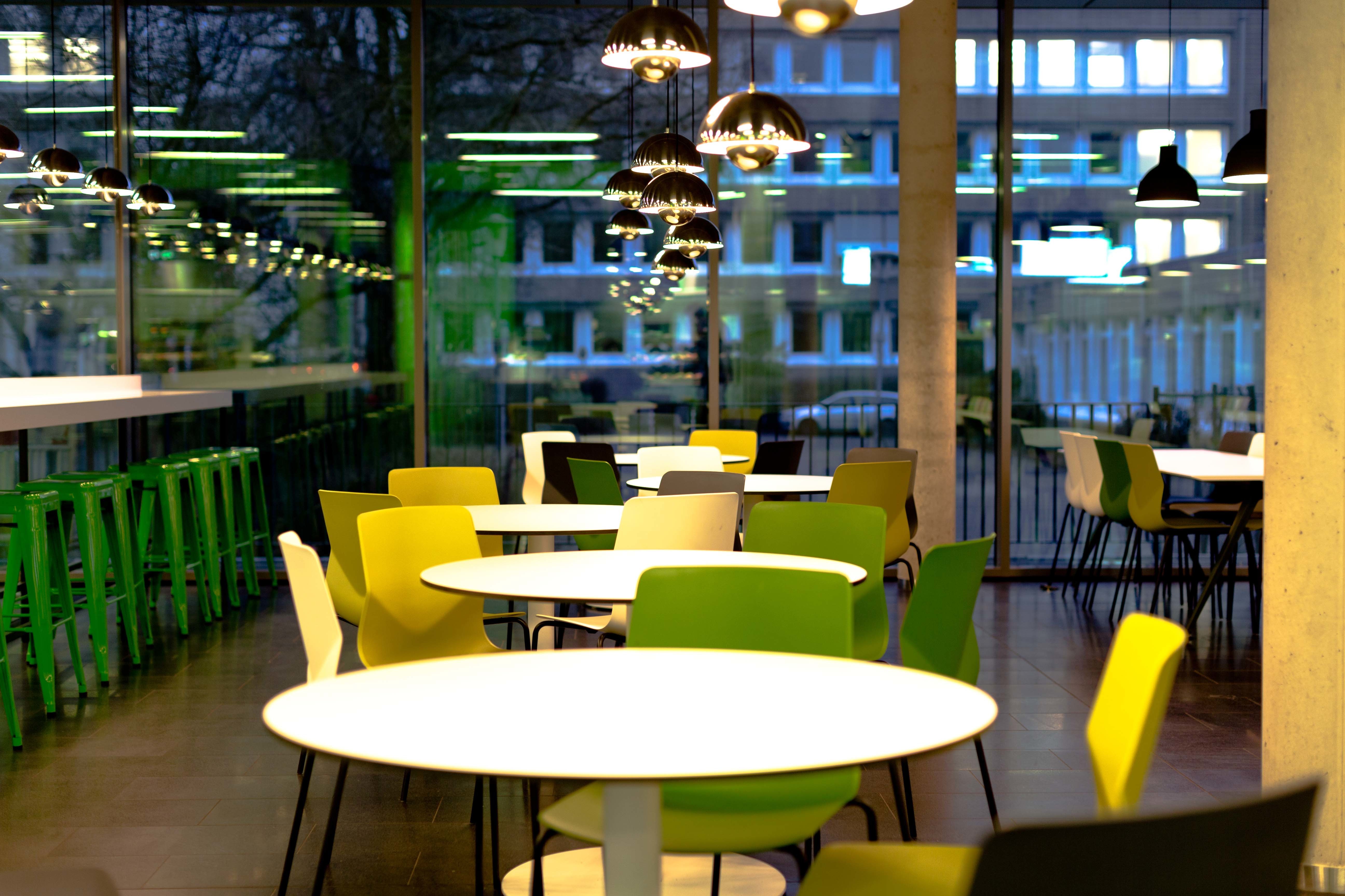 Esszimmer am Campus Haspel (Wuppertal) - Fotokünstler Jürgen Cordt
