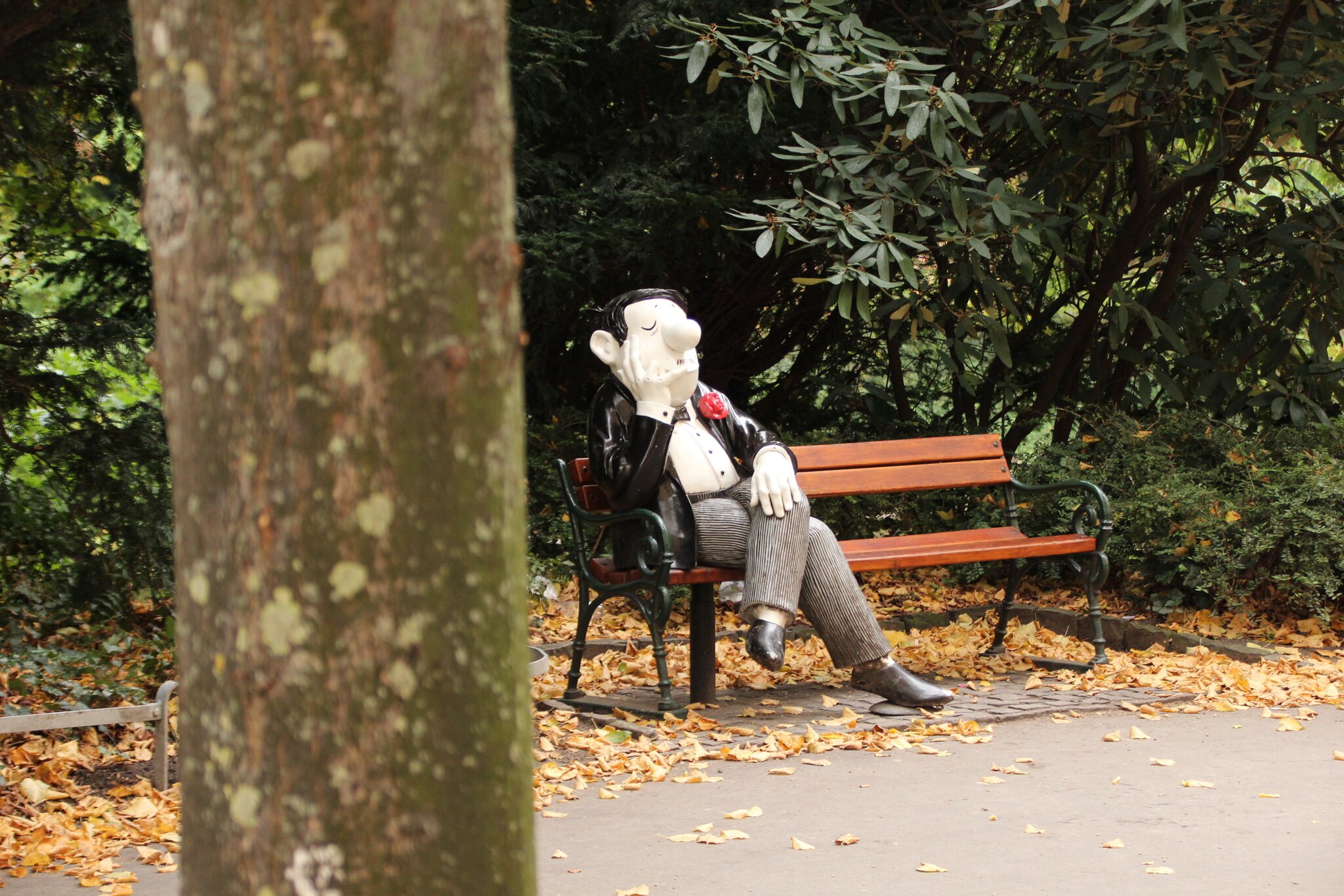 "Ich möchte hier sitzen " - 100 Jahre Loriot