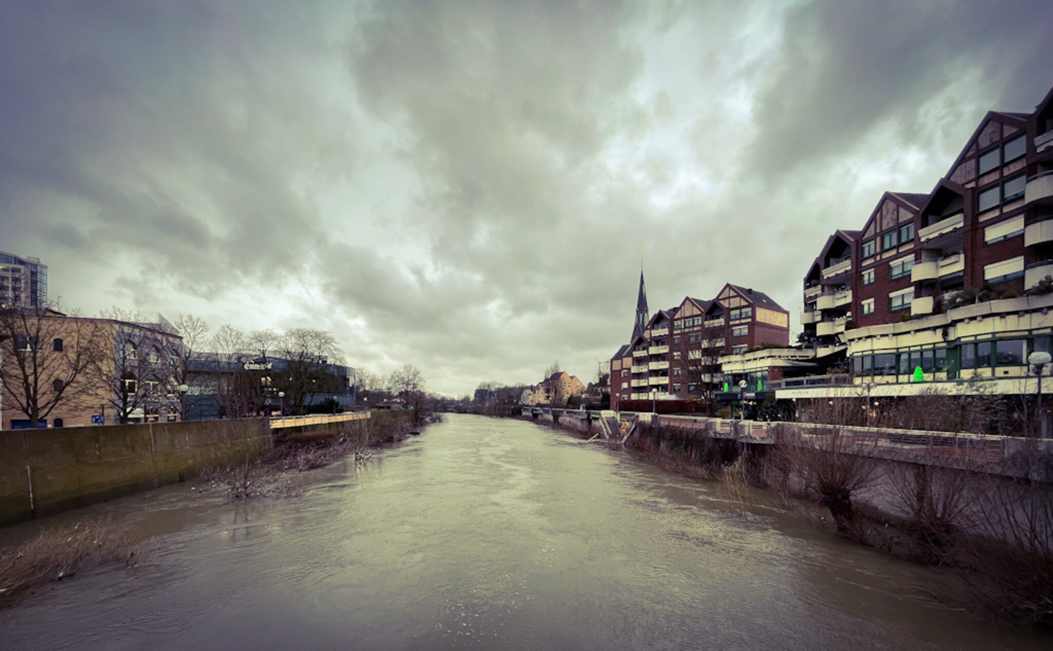 Lippe steht hoch in Lünen