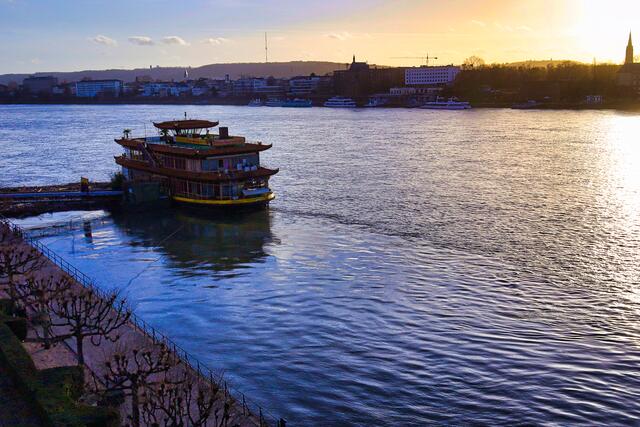Rhein in Bonn