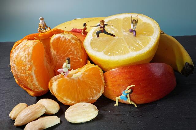 Mit Achtsamkeit, Entspannungsübungen und Vitaminen der Erkältungswelle Paroli bieten. 😉