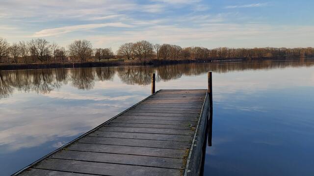 Heute eine schöne ruhige Runde um den Halterner und den Hullerner Stausee  gedreht. Morgen wird es dort bei dem schönen Wetter sicher recht voll sein. Allen ein schönes Wochenende