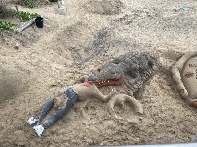 Aus Sand gebaut  | Foto: Umbehaue 