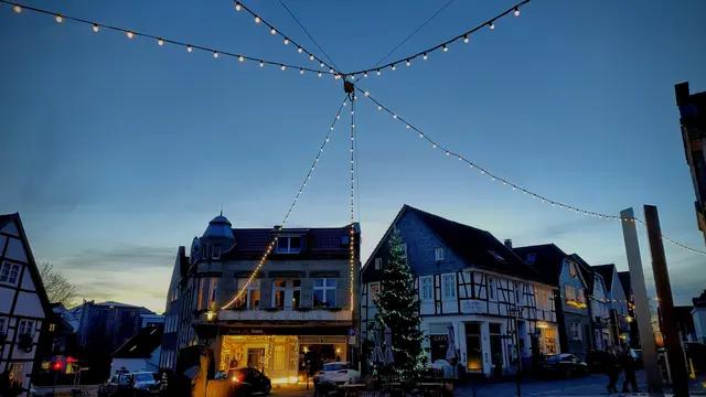 Auch ohne Weihnachtsmarkt ein schöner Platz, der Blankensteiner Markt im Advent!
