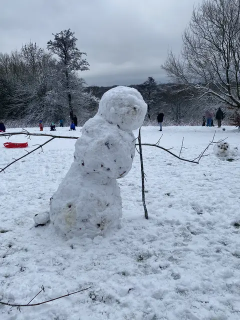 Da hat einer wohl zu viel Glühwein getrunken.  | Foto: Umbehaue 
